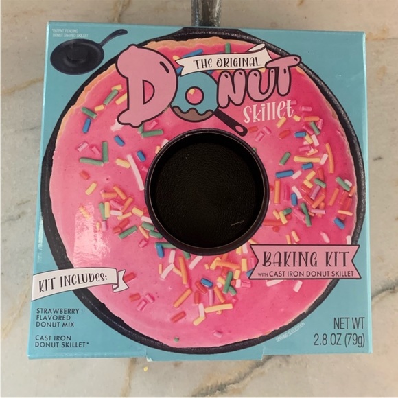 The original donut skillet strawberry new with box gag gift - Picture 2 of 5